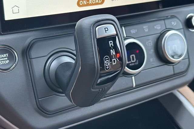 New 2026 Santorini Black Land Rover X image 20
