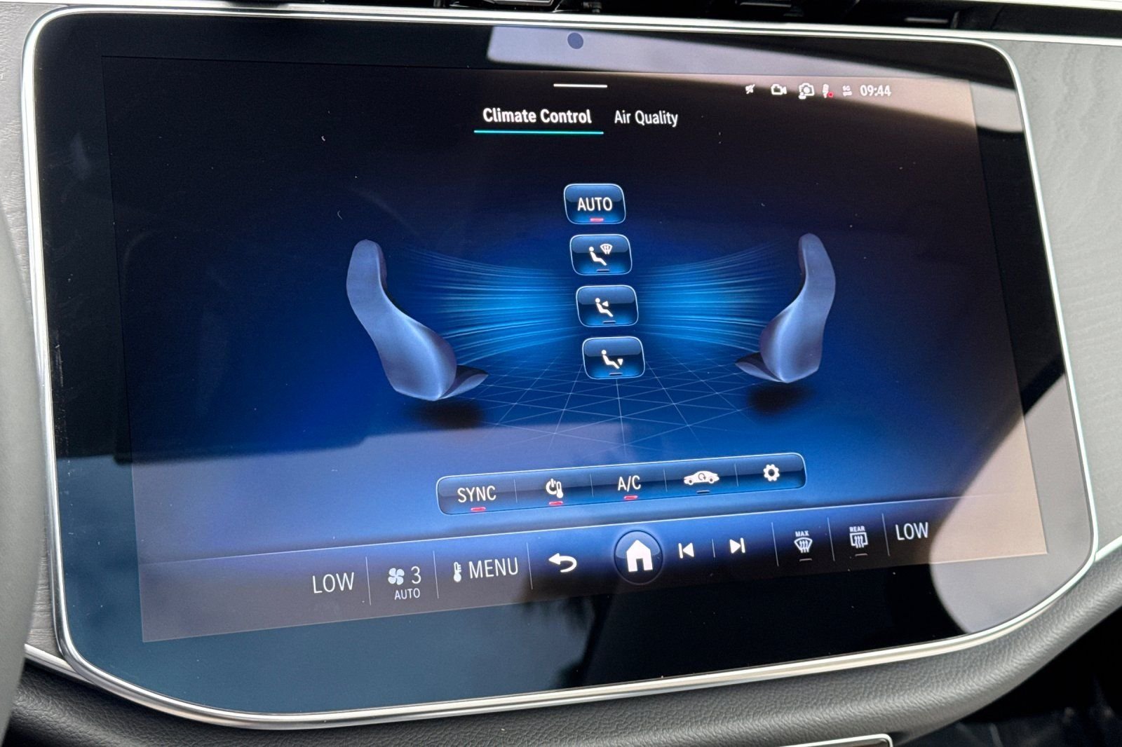 New 2026 Polar White Mercedes-Benz E 350 image 19