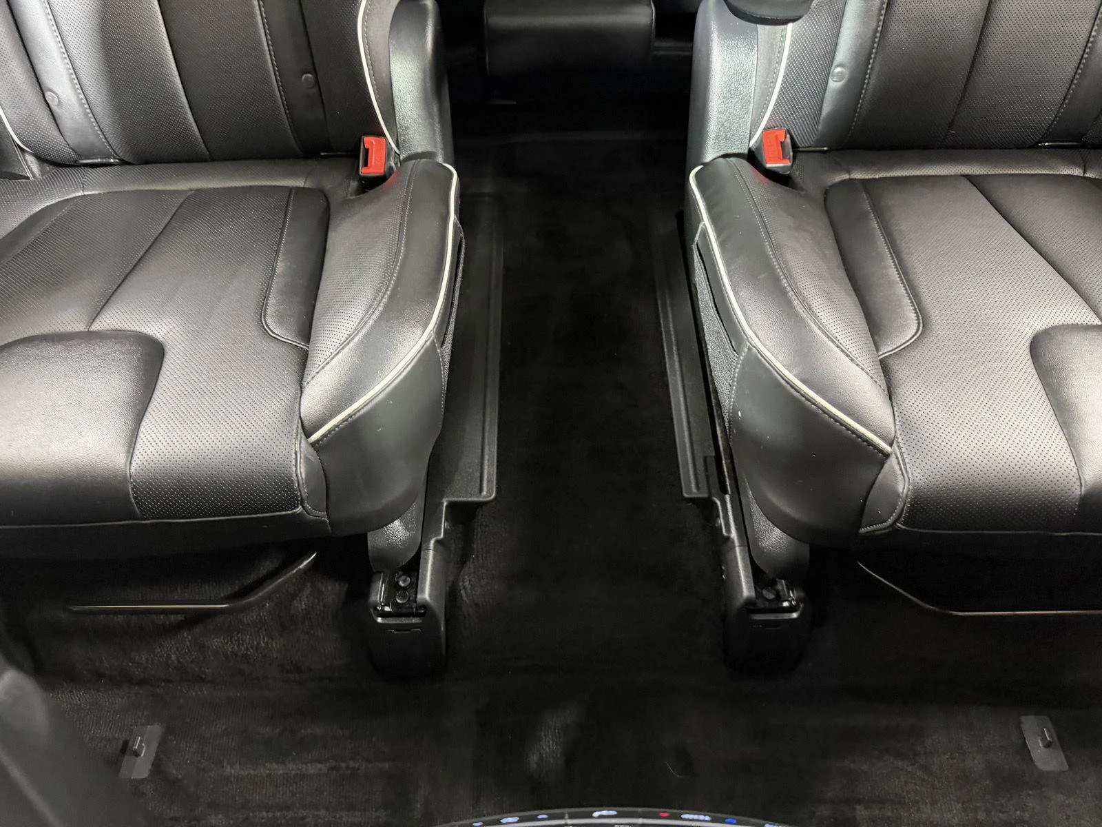 Used 2024 Black Hyundai XRT image 30