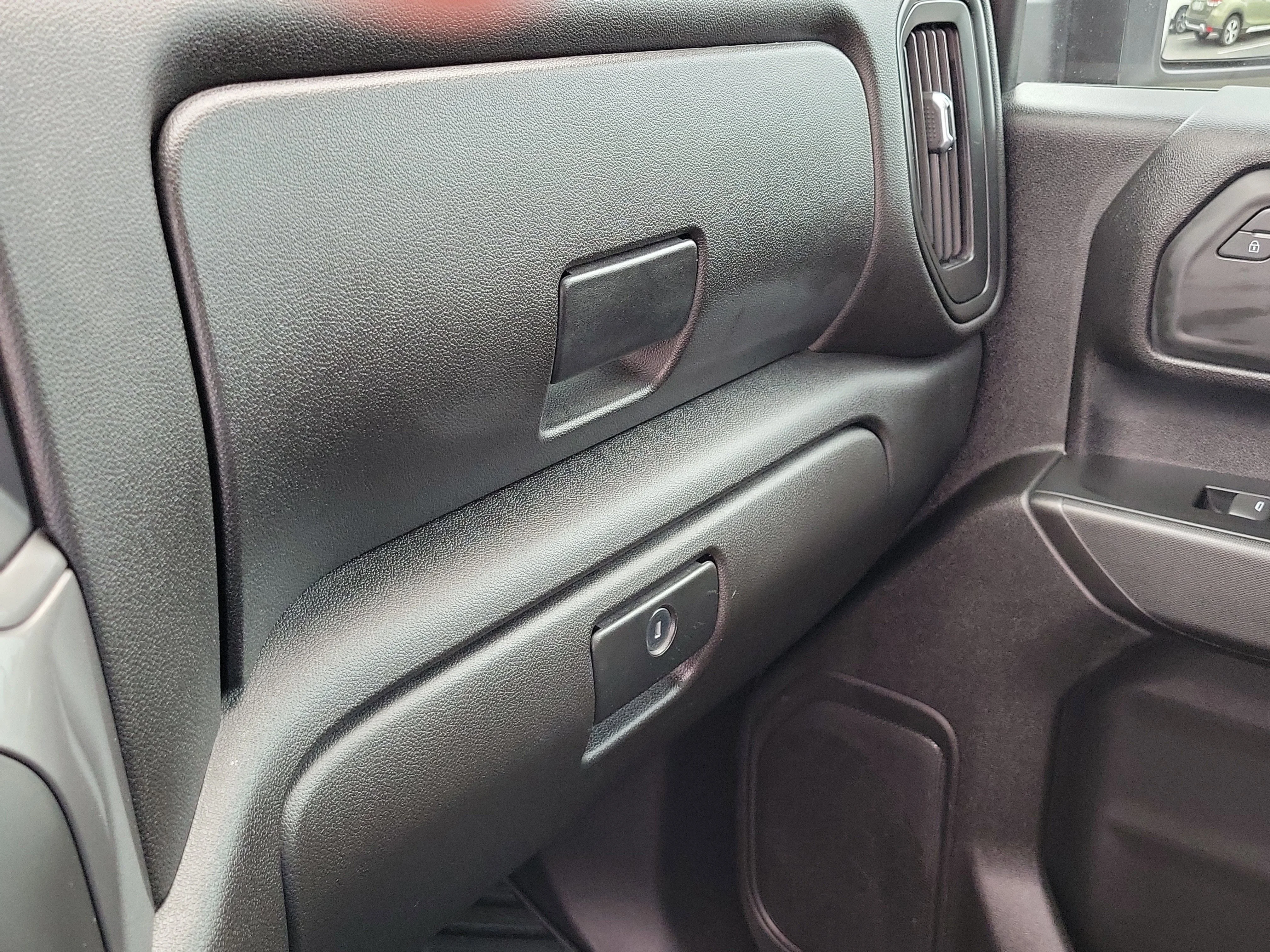Used 2025 Summit White Chevrolet Custom image 29