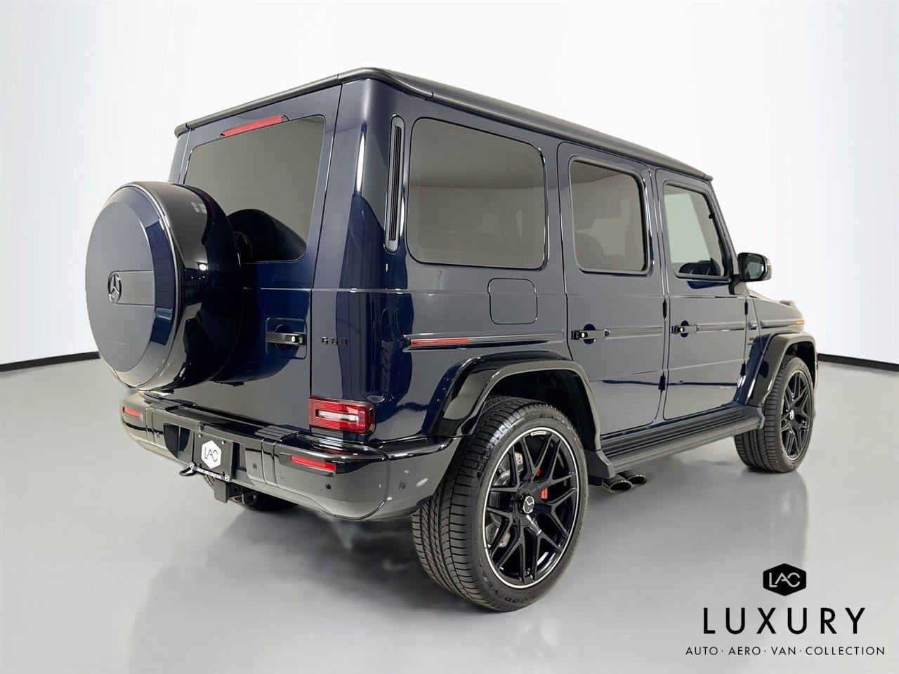 Used 2026 Brilliant Blue Metallic Mercedes-Benz AMG® G 63 | Manufaktur Interior Pkg + | Night Pkg Plus image 5