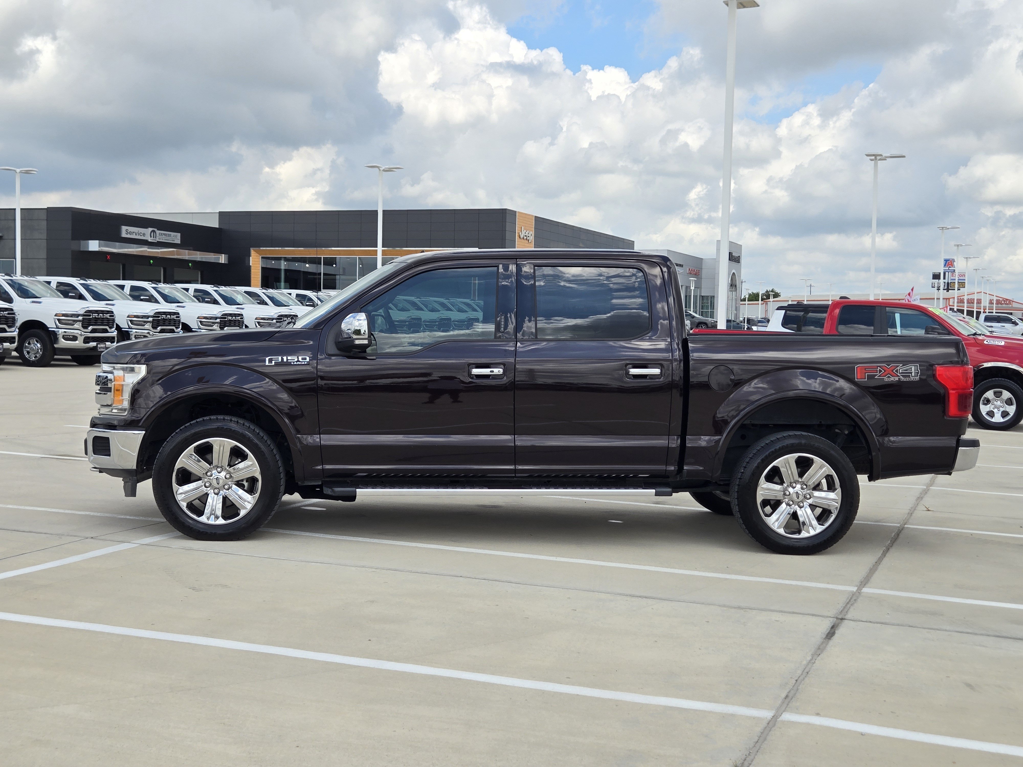 Used 2019 Magma Red Metallic Ford LARIAT image 5