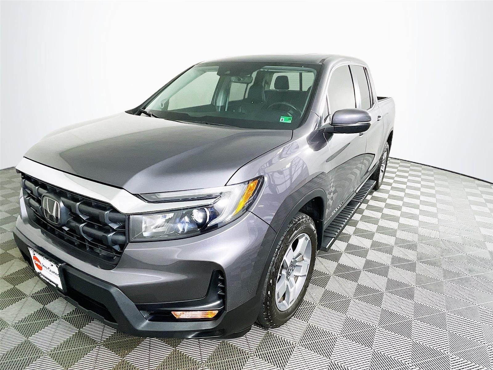 Certified Used 2025 Modern Steel Metallic Honda RTL image 3