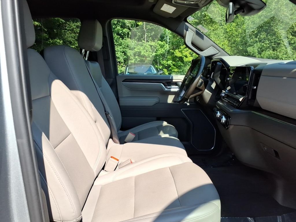 Certified Used 2025 Sterling GMC SLT image 15