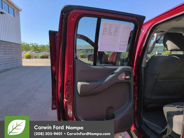 Used 2019 Cayenne Red Metallic Nissan  image 24
