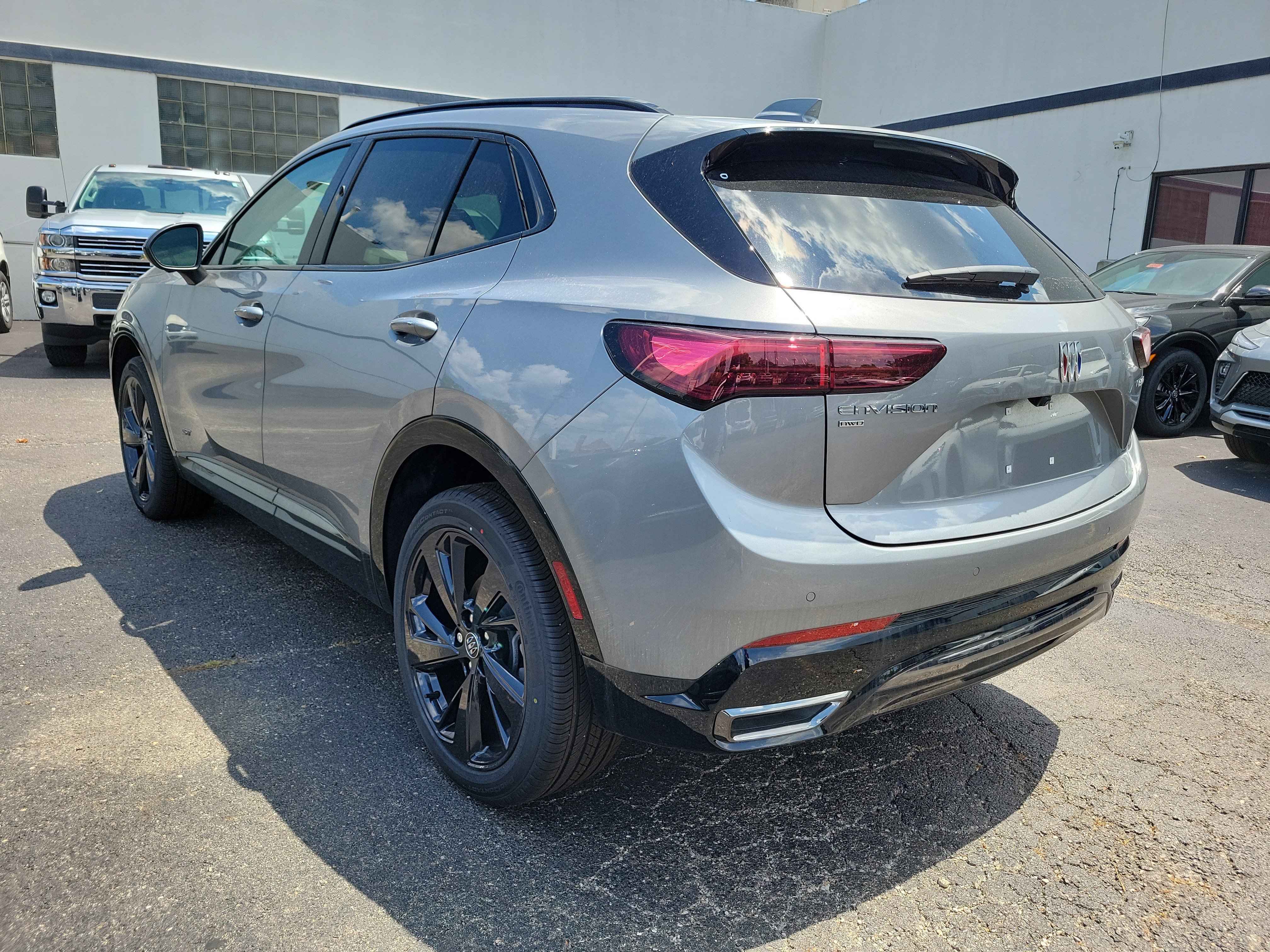 2026 Buick Envision Sport Touring - Photo 3