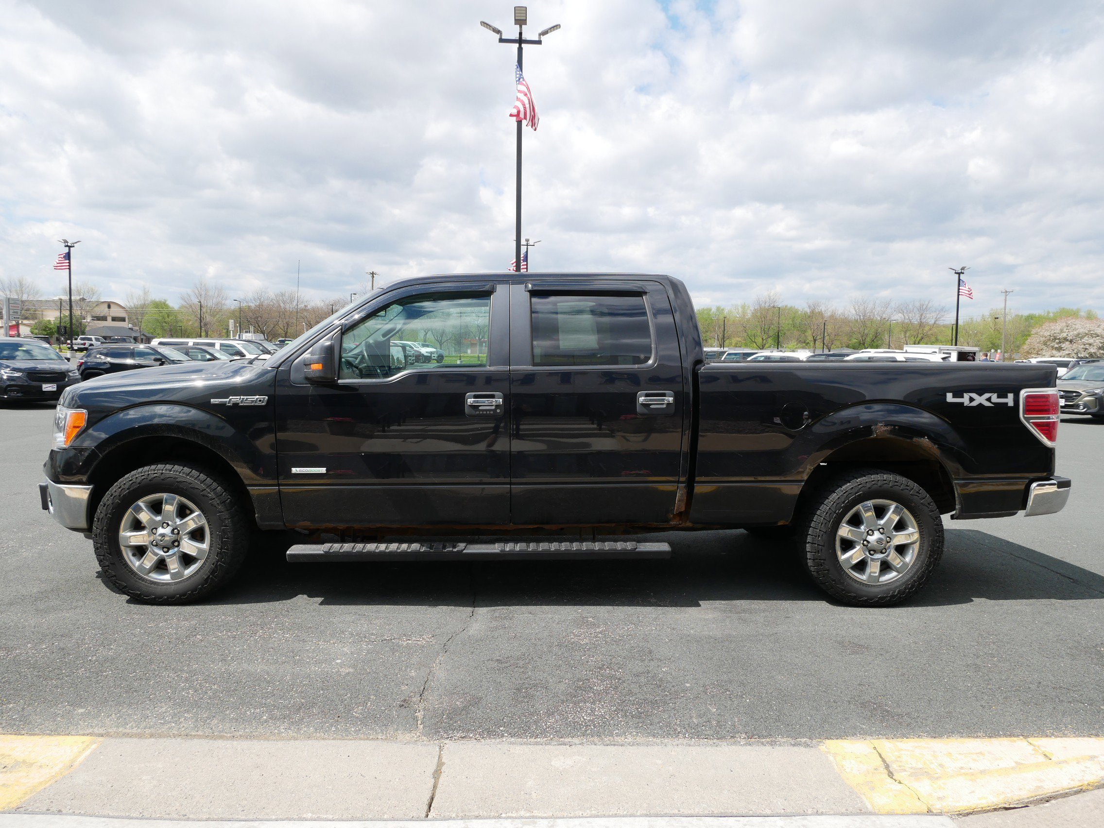 Used 2014  Ford XLT image 5