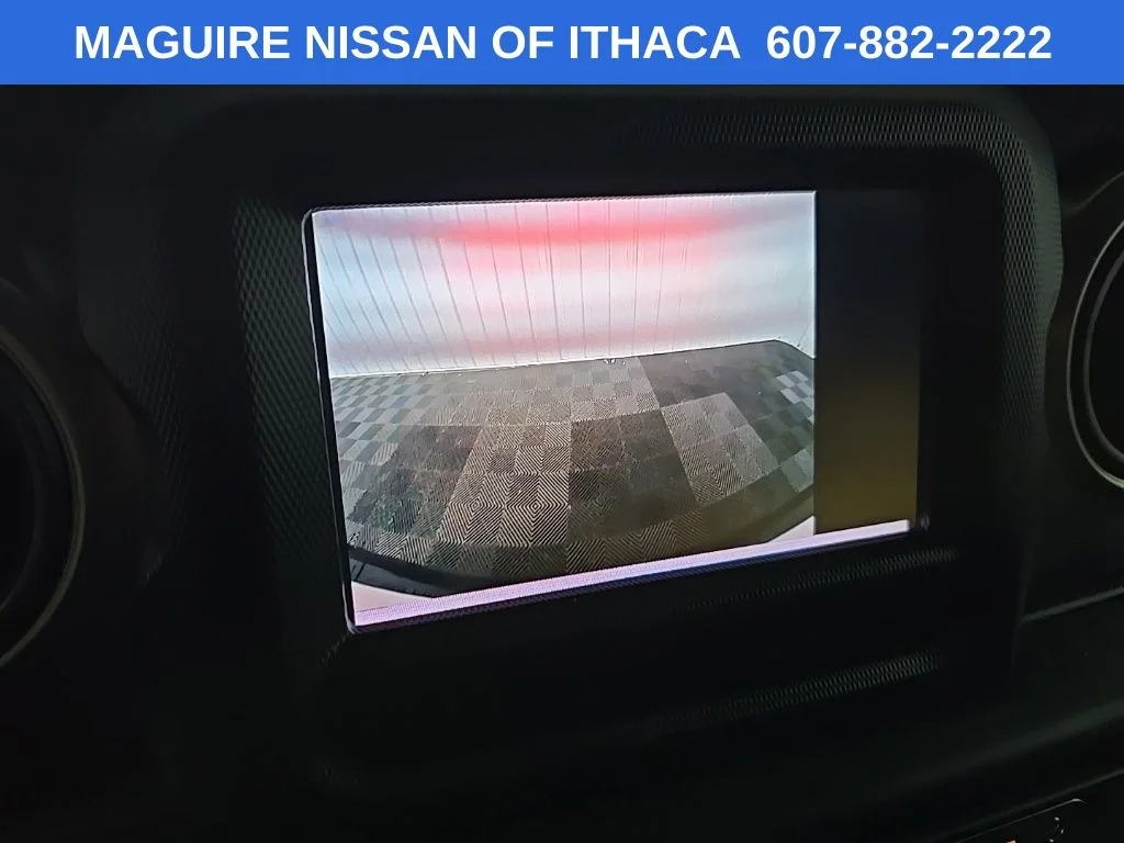 Used 2019 Gray Jeep Sport S image 22