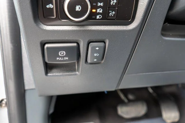 Used 2023 Gray Ford Raptor image 29