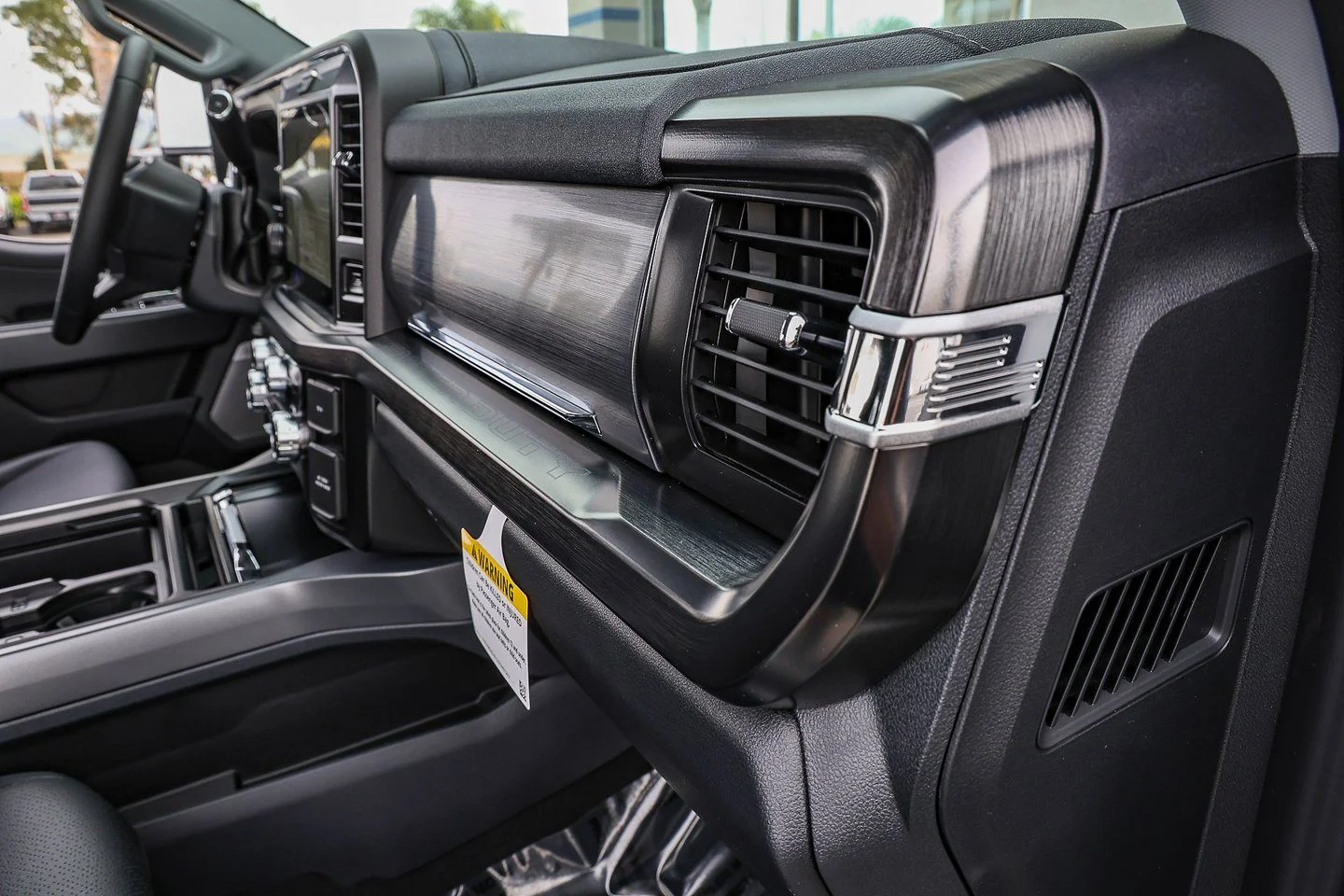 New 2026 Oxford White Ford F-350® Lariat® image 46