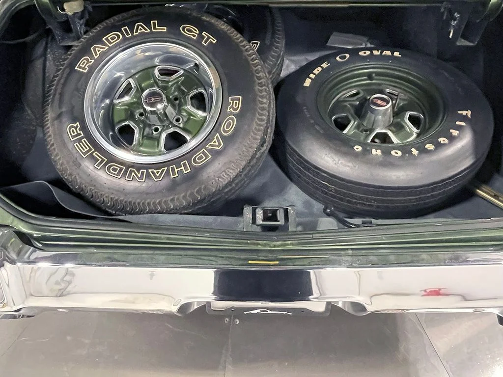 Used 1972  Oldsmobile  image 40