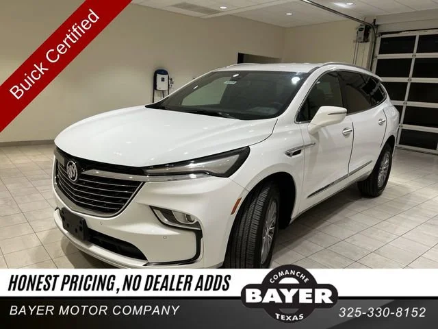 2023 Buick Enclave Essence's photo