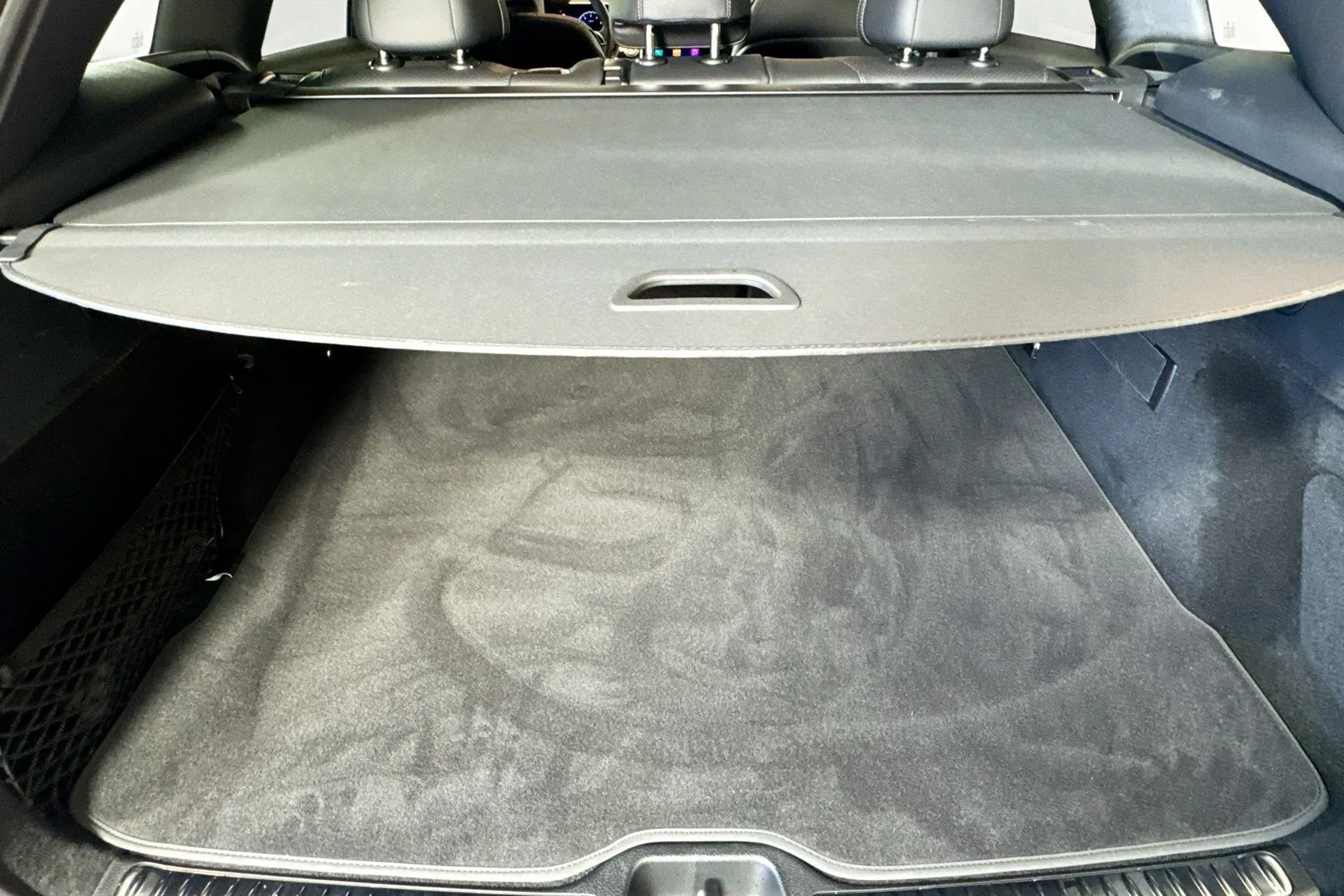 Used 2026 Polar White Mercedes-Benz GLC 300 image 25