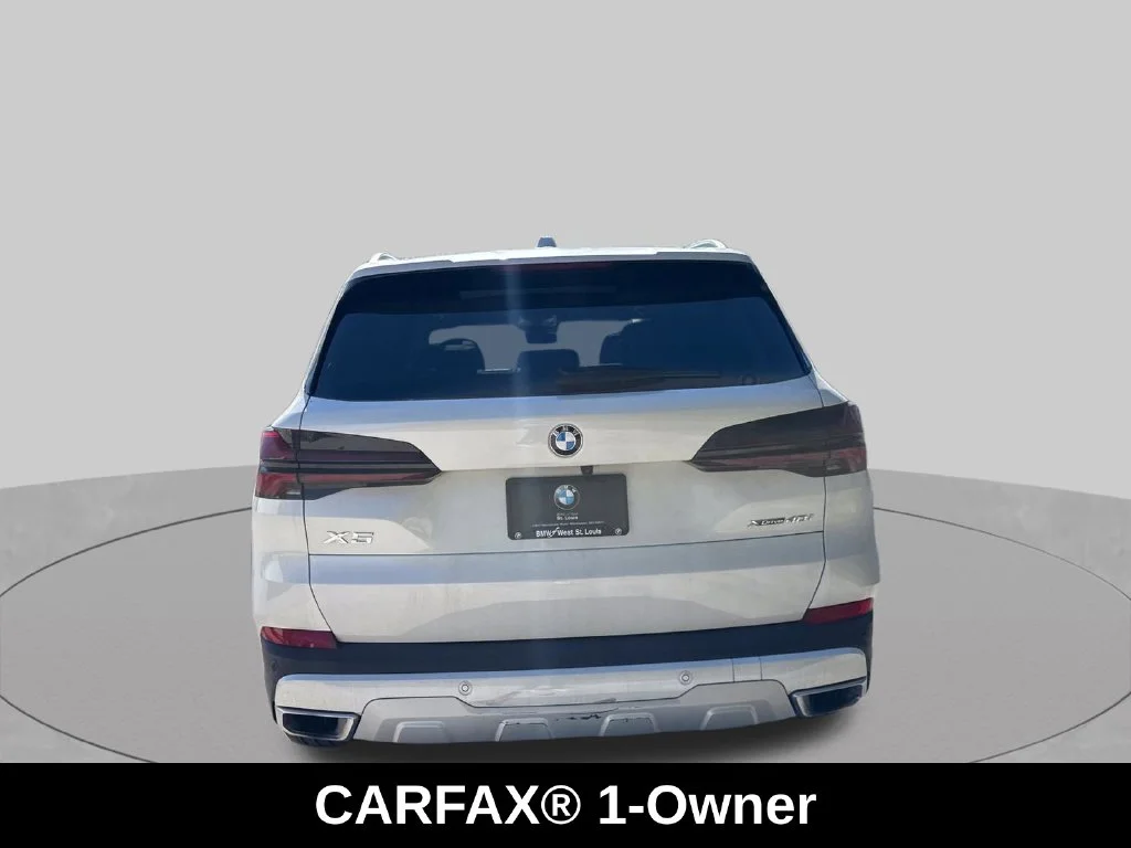 Used 2025 White BMW xDrive40i image 4