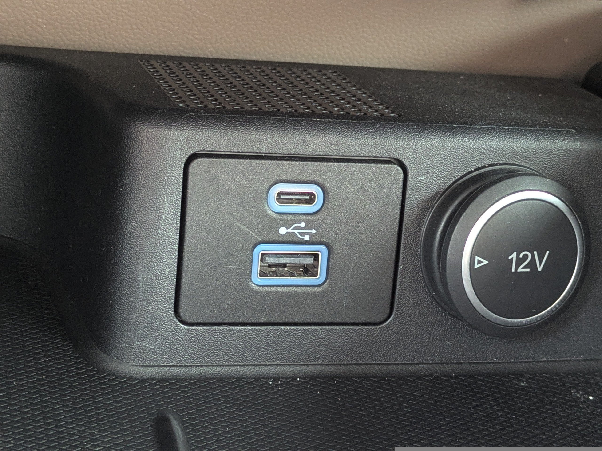 2021 Ford Escape Titanium - Photo 24