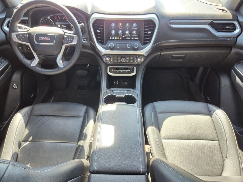 Used 2023 RED GMC FWD 4DR SLT image 11