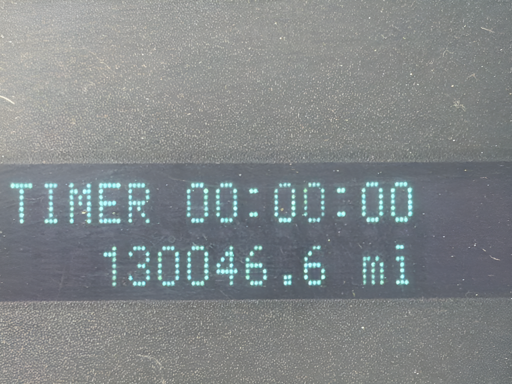 Used 2013 White Ford XL image 25