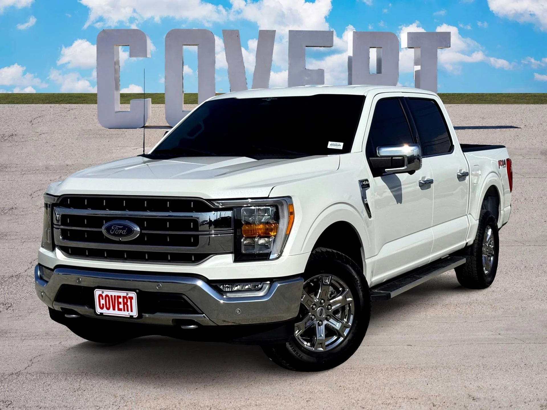 Used 2023  Ford Lariat image 1