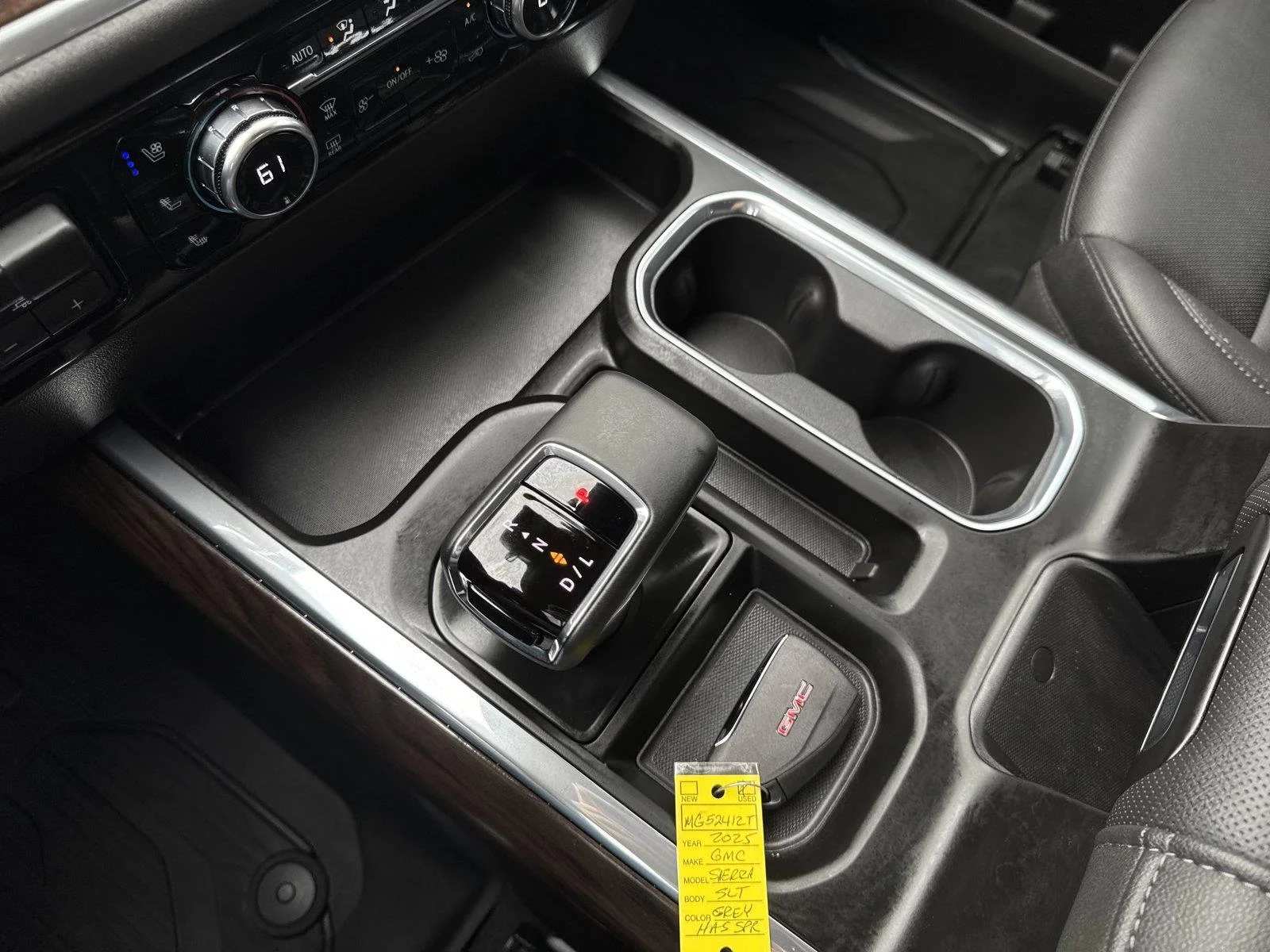 Used 2025 Sterling Metallic GMC SLT image 27