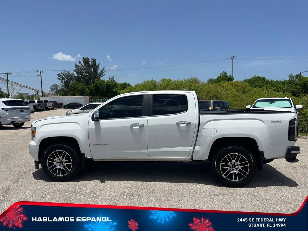 Used 2019 SUMMIT WHITE GMC 4WD SLT image 4