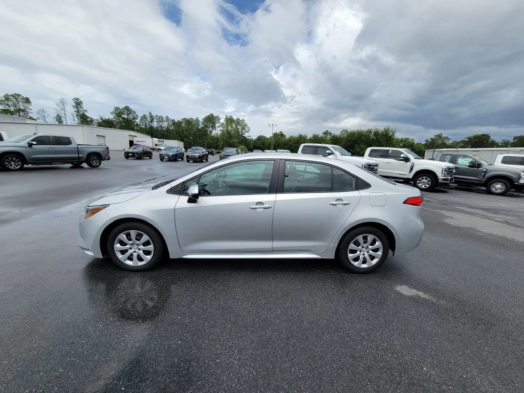 Used 2024 Silver Toyota LE image 3