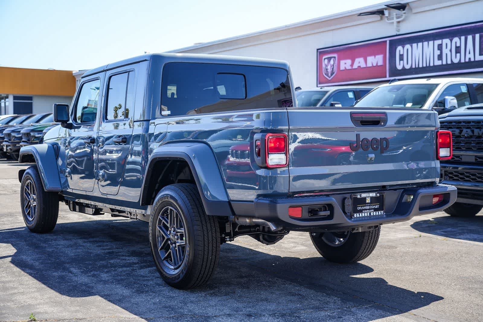 New 2026 Anvil Clear-Coat Exterior Paint Jeep Sport S image 8