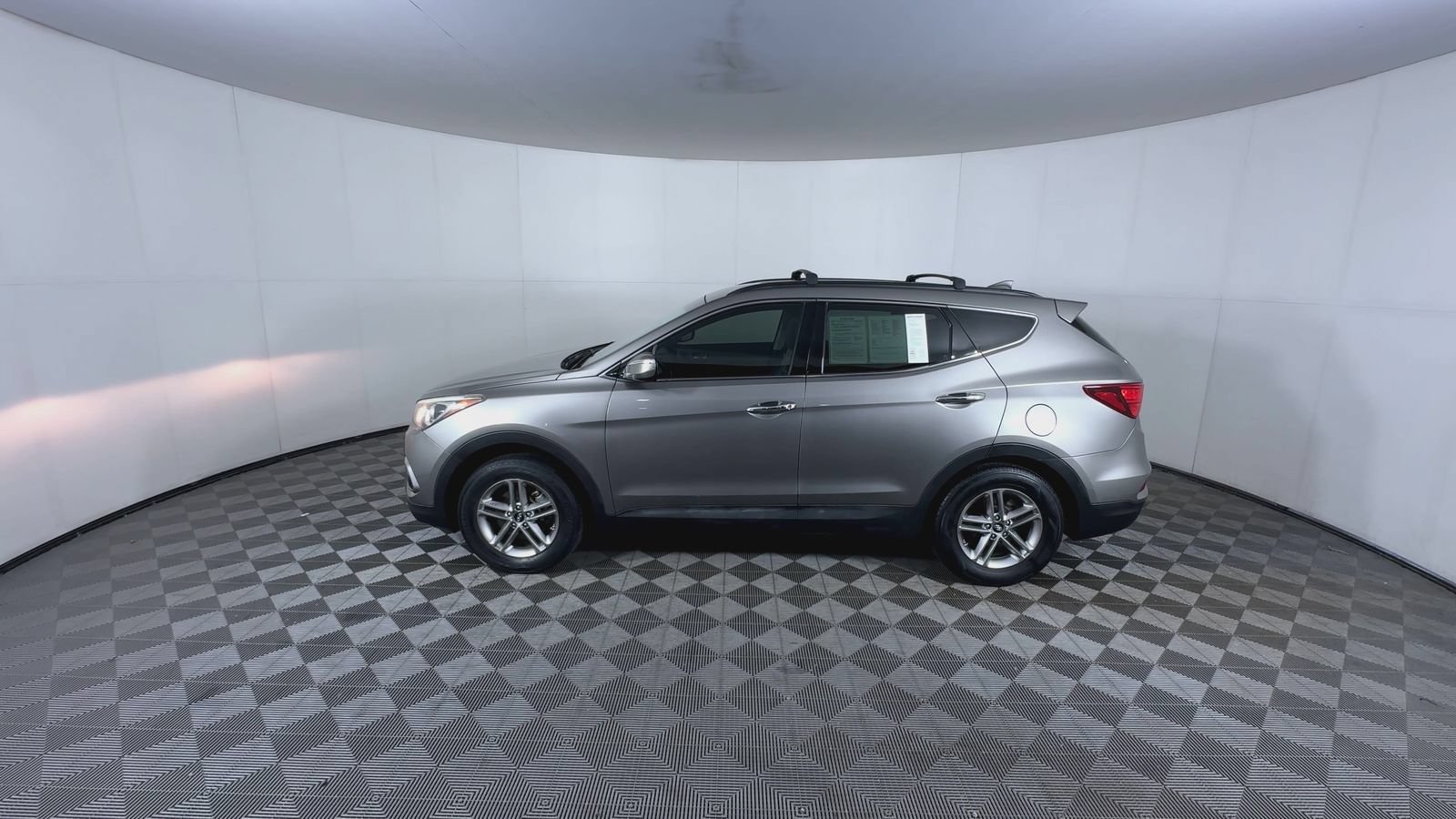 Used 2017 Mineral Gray Hyundai 2.4L image 5