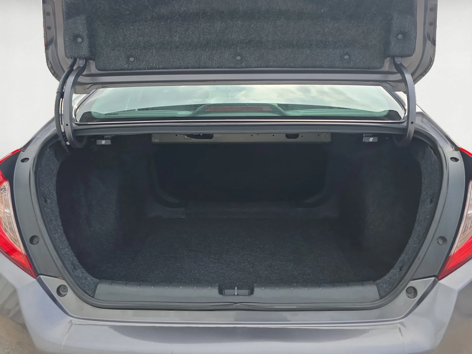 Used 2020 Gray Honda EX-L image 19