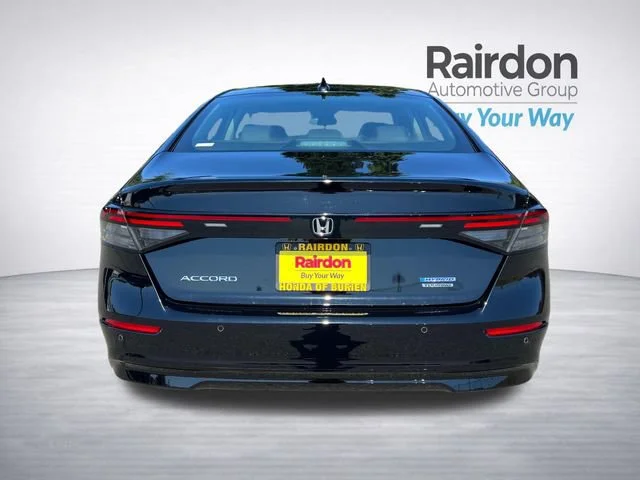 Used 2025 Crystal Black Pearl Honda Touring image 6