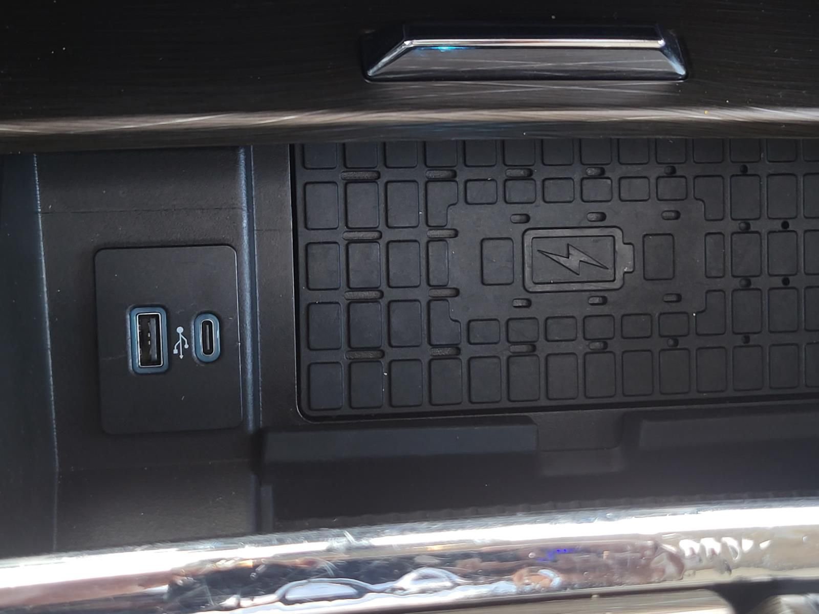 Used 2023 Agate Black Metallic Ford Limited image 29