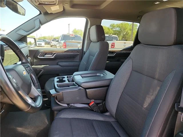 Used 2025 Gray Chevrolet LT image 13