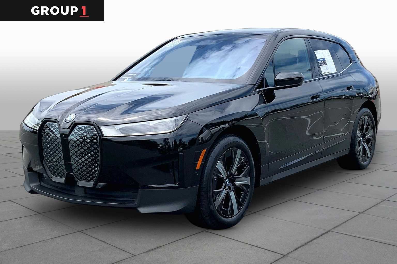 2024 BMW iX xDrive50's photo