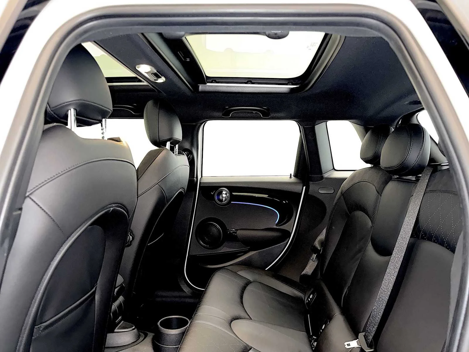 Used 2023 Nanuq White Metallic MINI Cooper S image 20