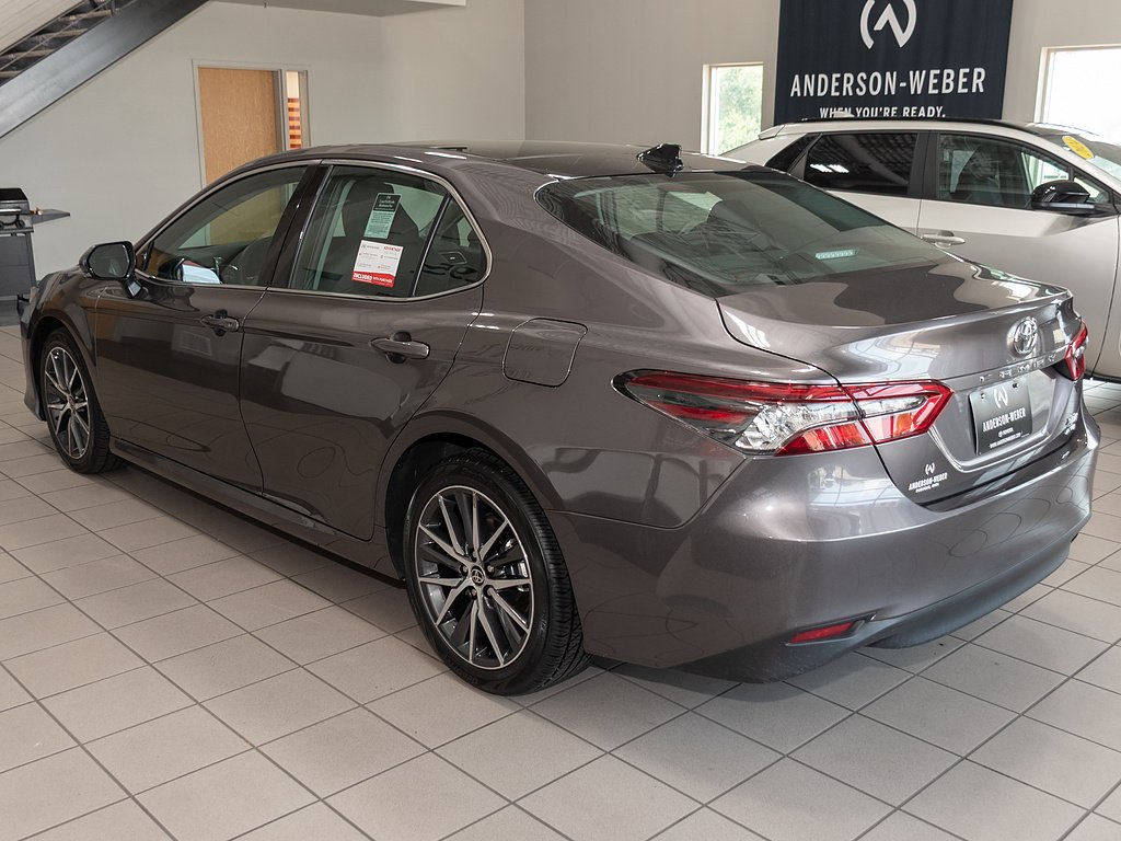 Used 2023 Predawn Gray Mica Toyota XLE image 20