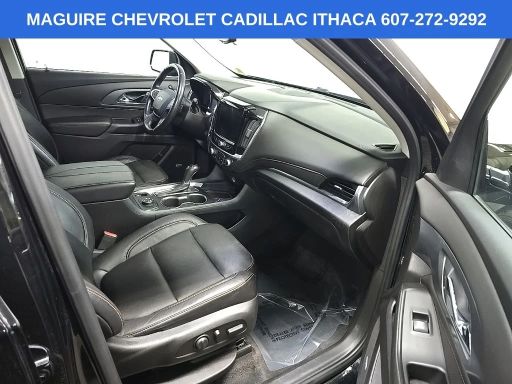 Used 2019 Black Chevrolet Premier image 16