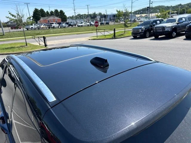 Used 2024 Black Lincoln Reserve image 33