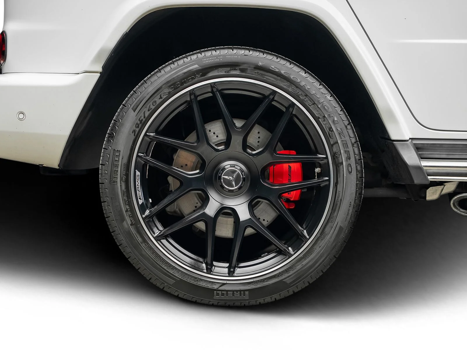 Used 2021 White Mercedes-Benz G 63 AMG® image 35