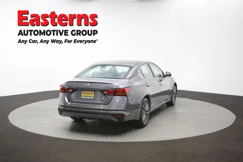Used 2023 Gray Nissan 2.5 SV image 39