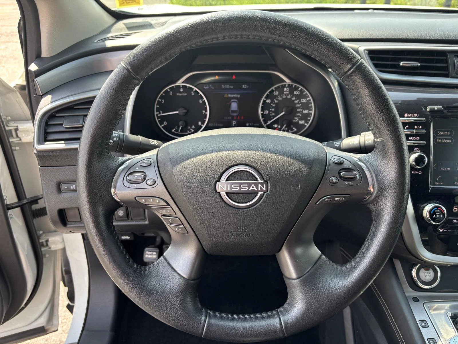Used 2023  Nissan SV image 26