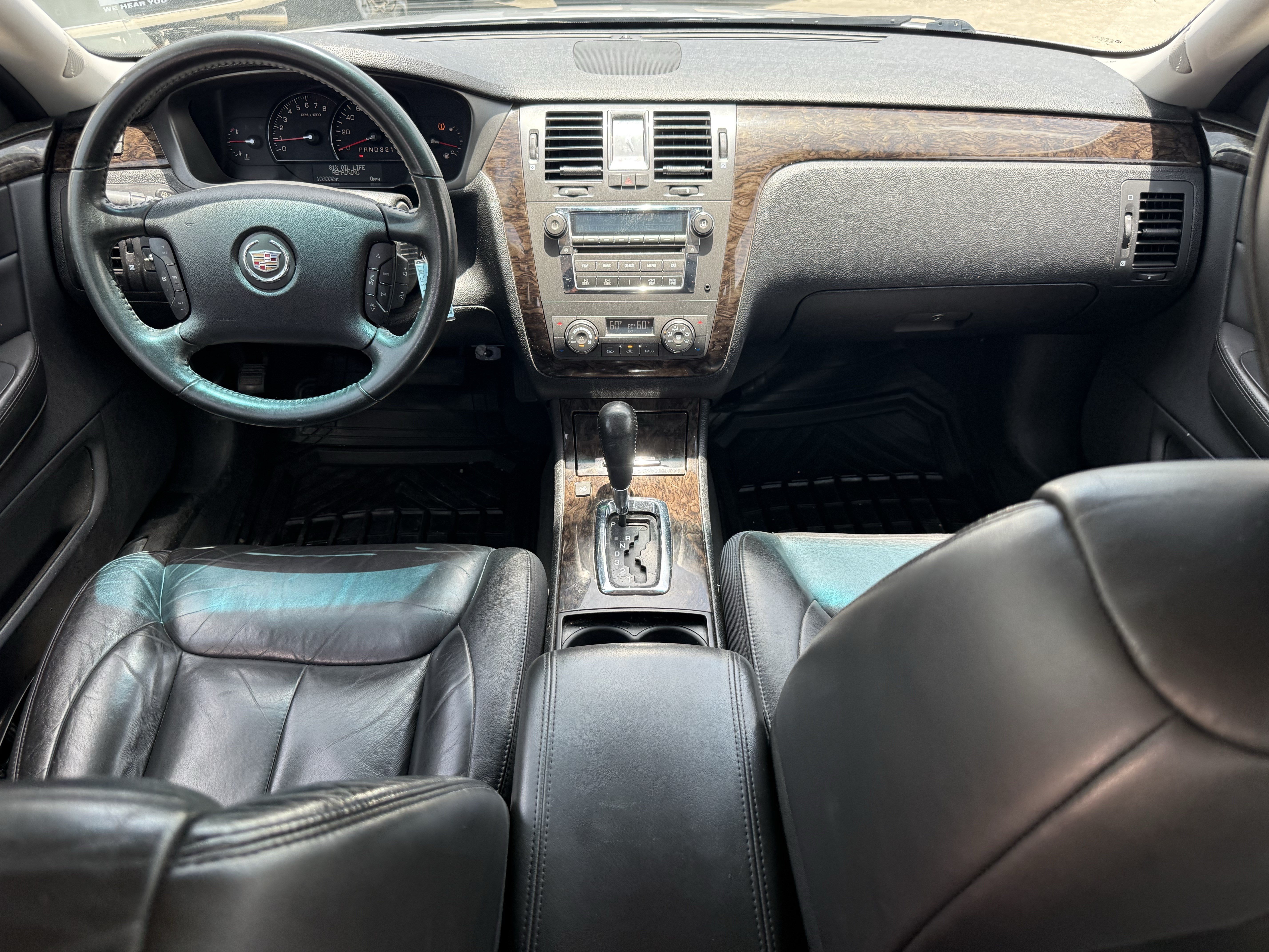 Used 2010 Radiant Silver Cadillac w/1SA image 12