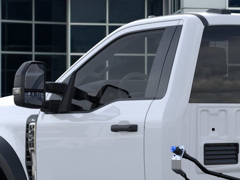 New 2025 Oxford White Ford F-450® XL image 79