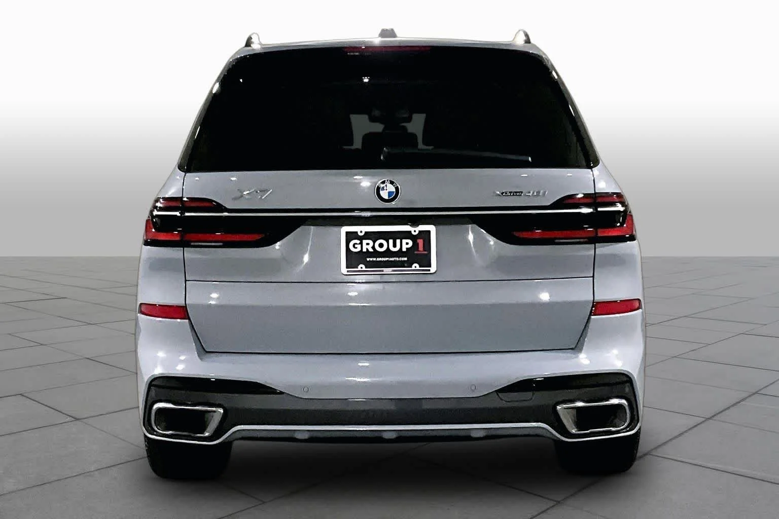 Certified Used 2025 Brooklyn Grey Metallic BMW xDrive40i image 4