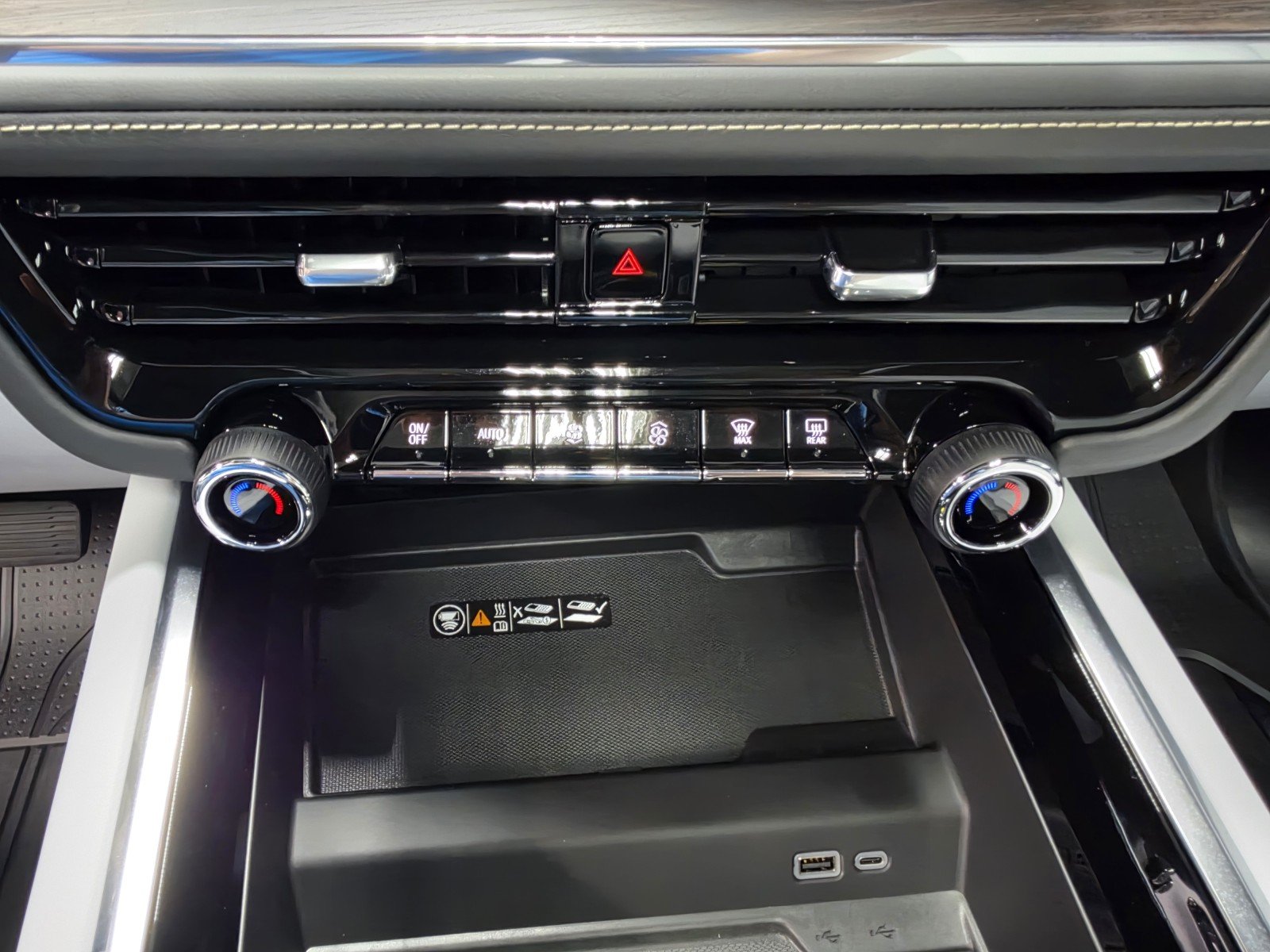 2027 Chevrolet Tahoe Premier - Photo 30