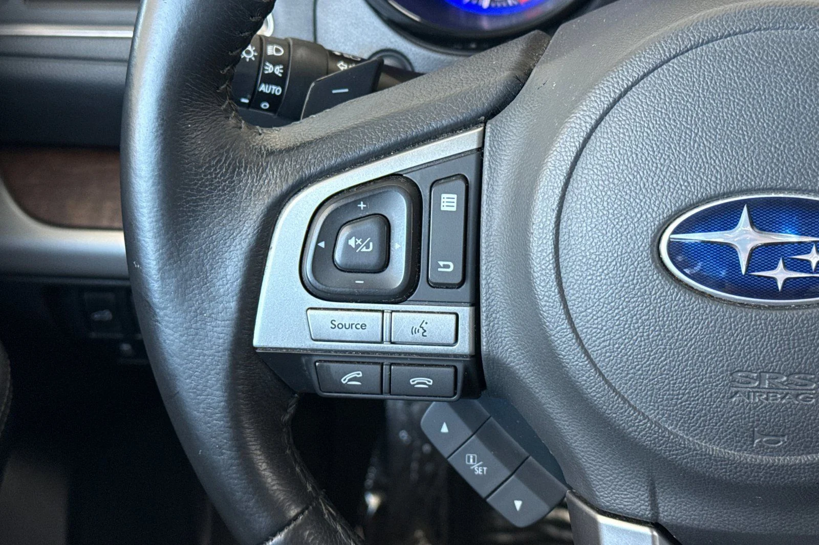 Used 2016 Gray Subaru 2.5i image 28