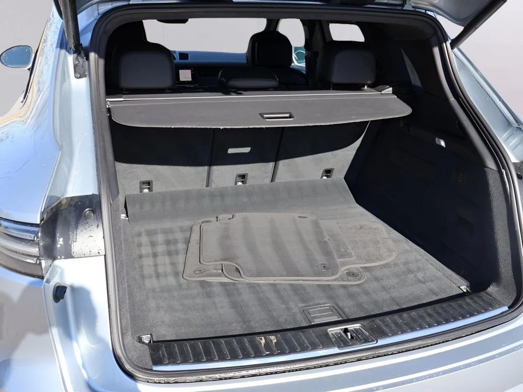 2023 Porsche Cayenne GTS - Photo 18