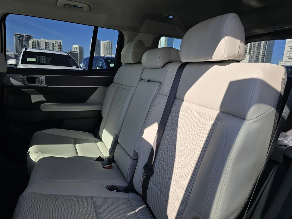 New 2026 Silver Hyundai SEL image 11