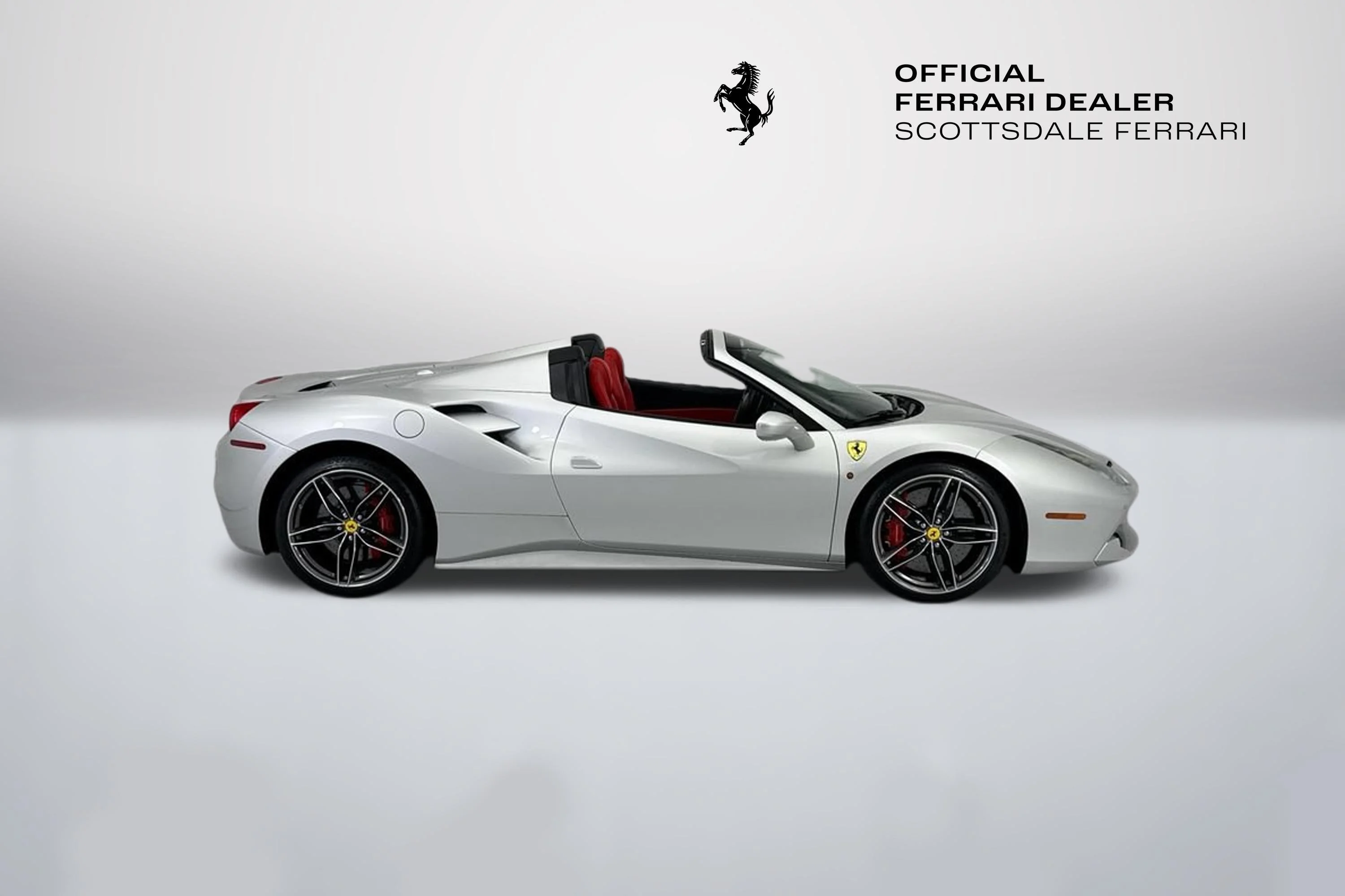 Used 2018 Argento Nurburgring Ferrari  image 4
