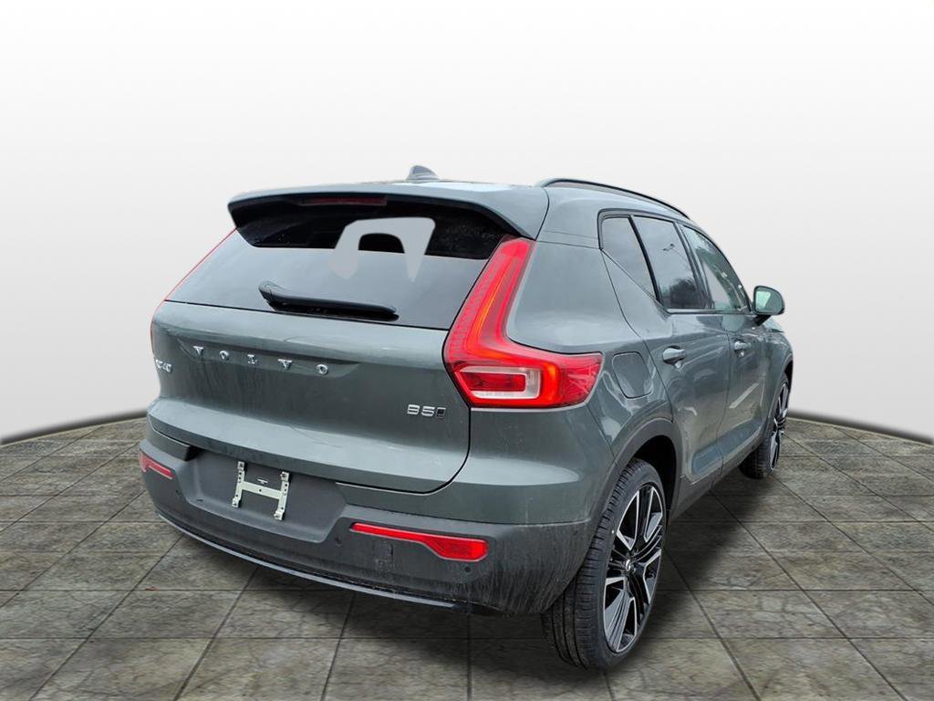 New 2026 Forest Lake Volvo Ultra image 3