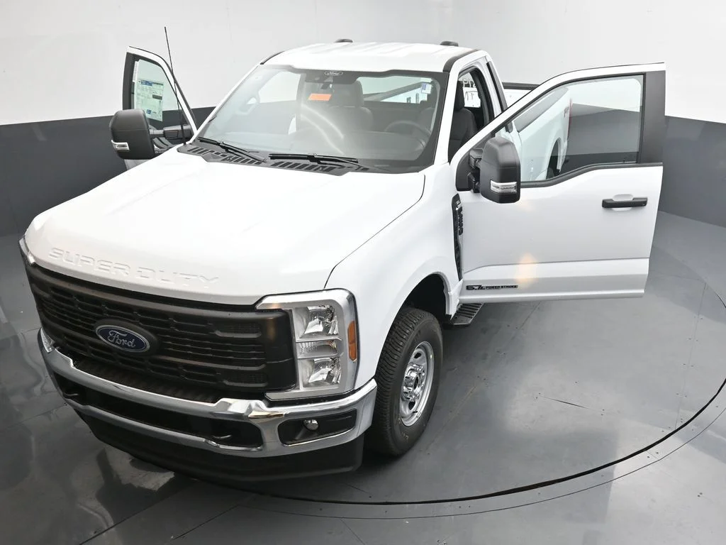 New 2026 Oxford White Ford F-250® XL image 37