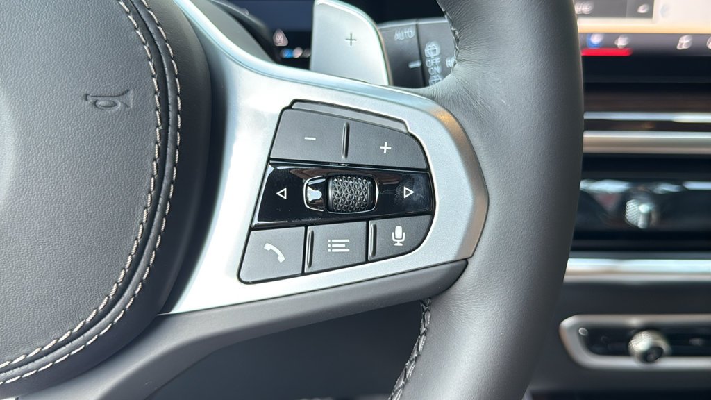 New 2027 Mineral White Metallic BMW xDrive40i image 14